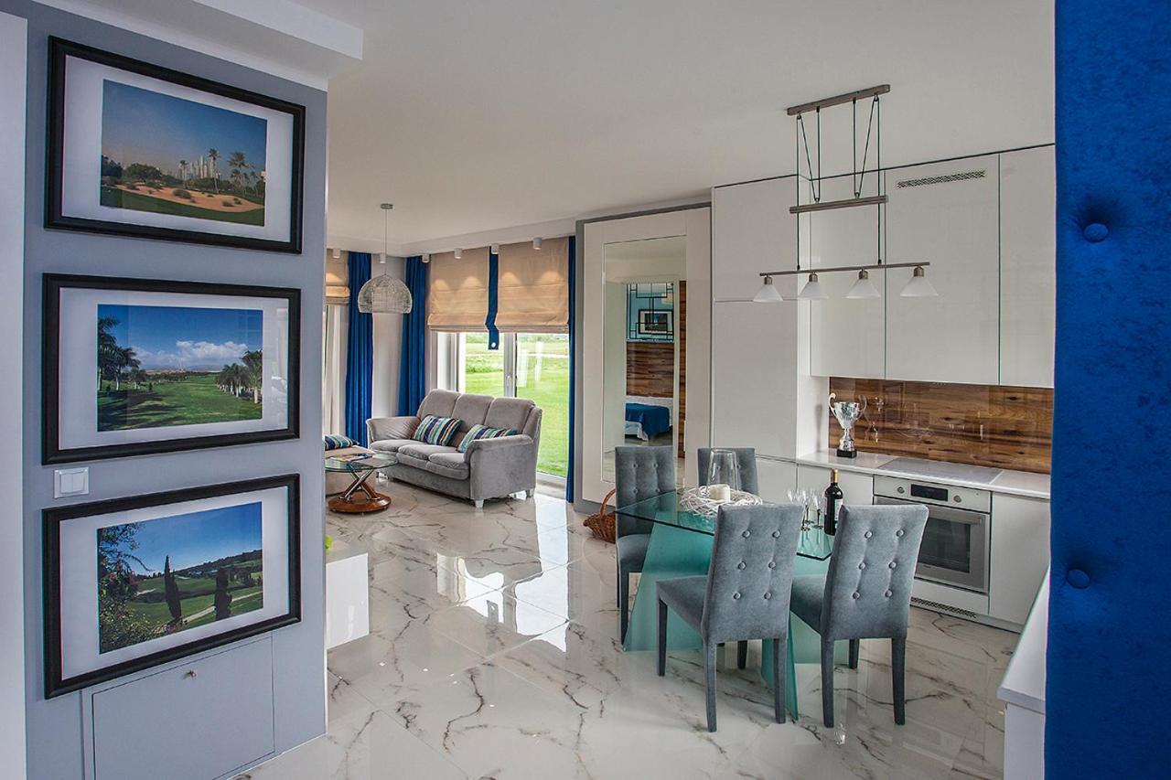 Golf Apartament W Sobieniach Sobienie Jeziory Dış mekan fotoğraf