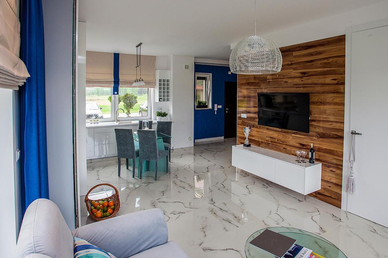 Golf Apartament W Sobieniach Sobienie Jeziory Dış mekan fotoğraf