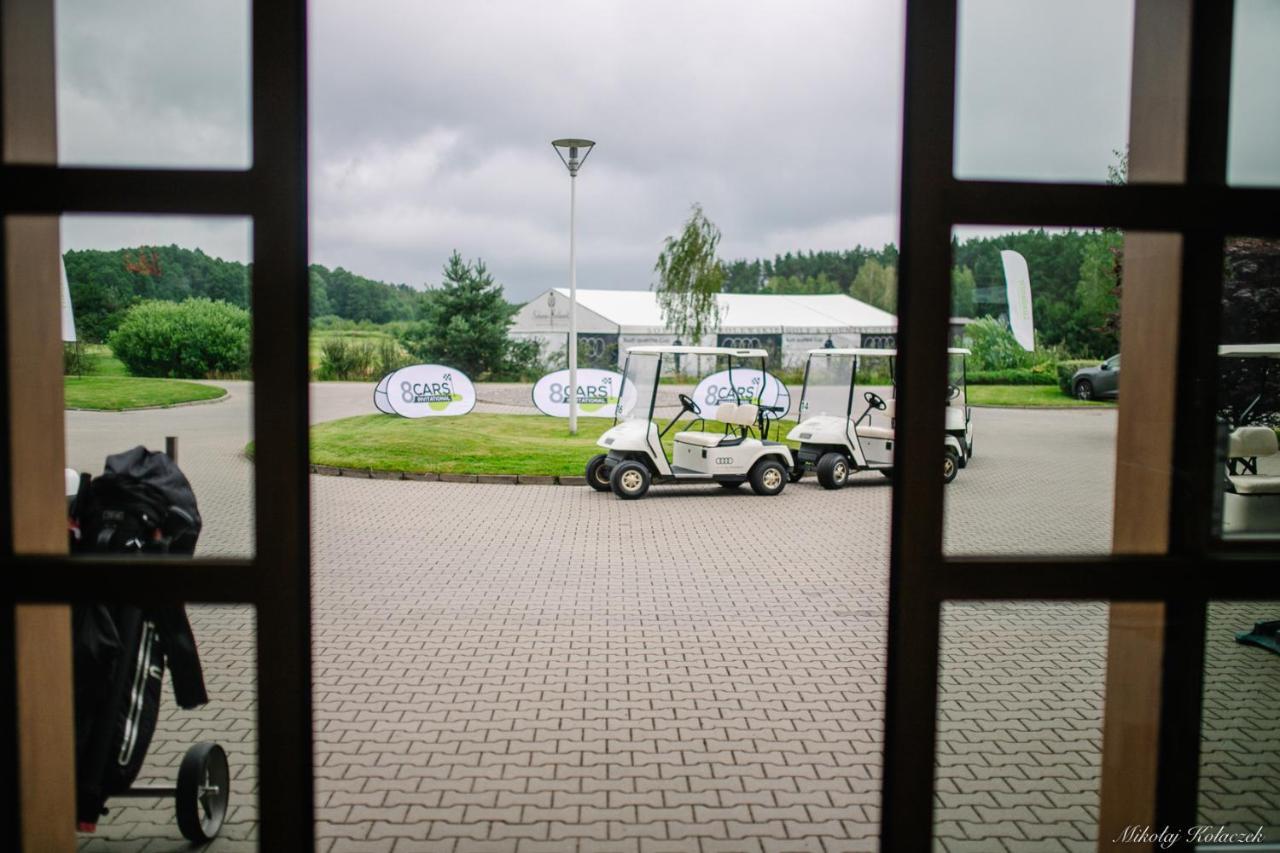 Golf Apartament W Sobieniach Sobienie Jeziory Dış mekan fotoğraf