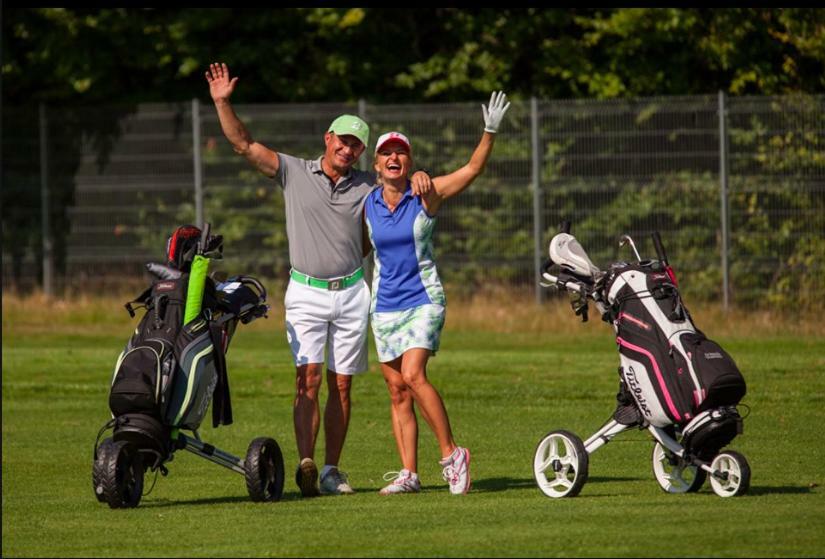 Golf Apartament W Sobieniach Sobienie Jeziory Dış mekan fotoğraf